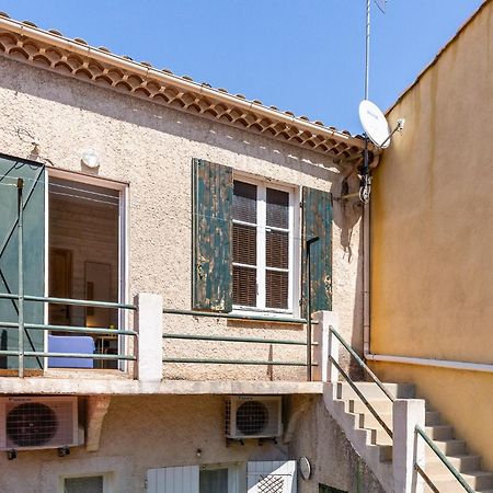 Soleil En Ville - Coeur De Ville, Climatisatise Et Au Calme Plein Sud A 300 M Du Port Vieux La Ciotat Ruang foto